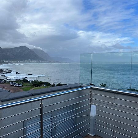 Hermanus Waterfront Apartment No 17 Kültér fotó